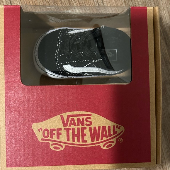 Infant Soft Bottom Old Skool Crib Shoe - Picture 2 of 4